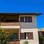 450M Da Praia Taperapuan; 2 Suites; Piscina; Wifi 300 Mbs; 2 Pavimento; Churrasqueira; Estacionamento Gratuito 1 Carro.