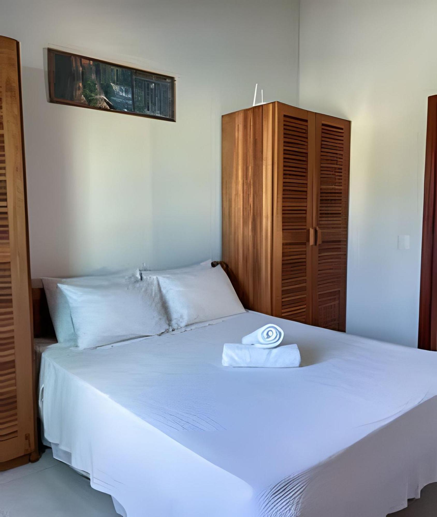 450m Da Taperapuan; 2 Suites; Piscina; Wifi 300 Mbs; 2 Pavimento; Churrasqueira; Estacionamento Gratuito 1 Carro. Holiday home