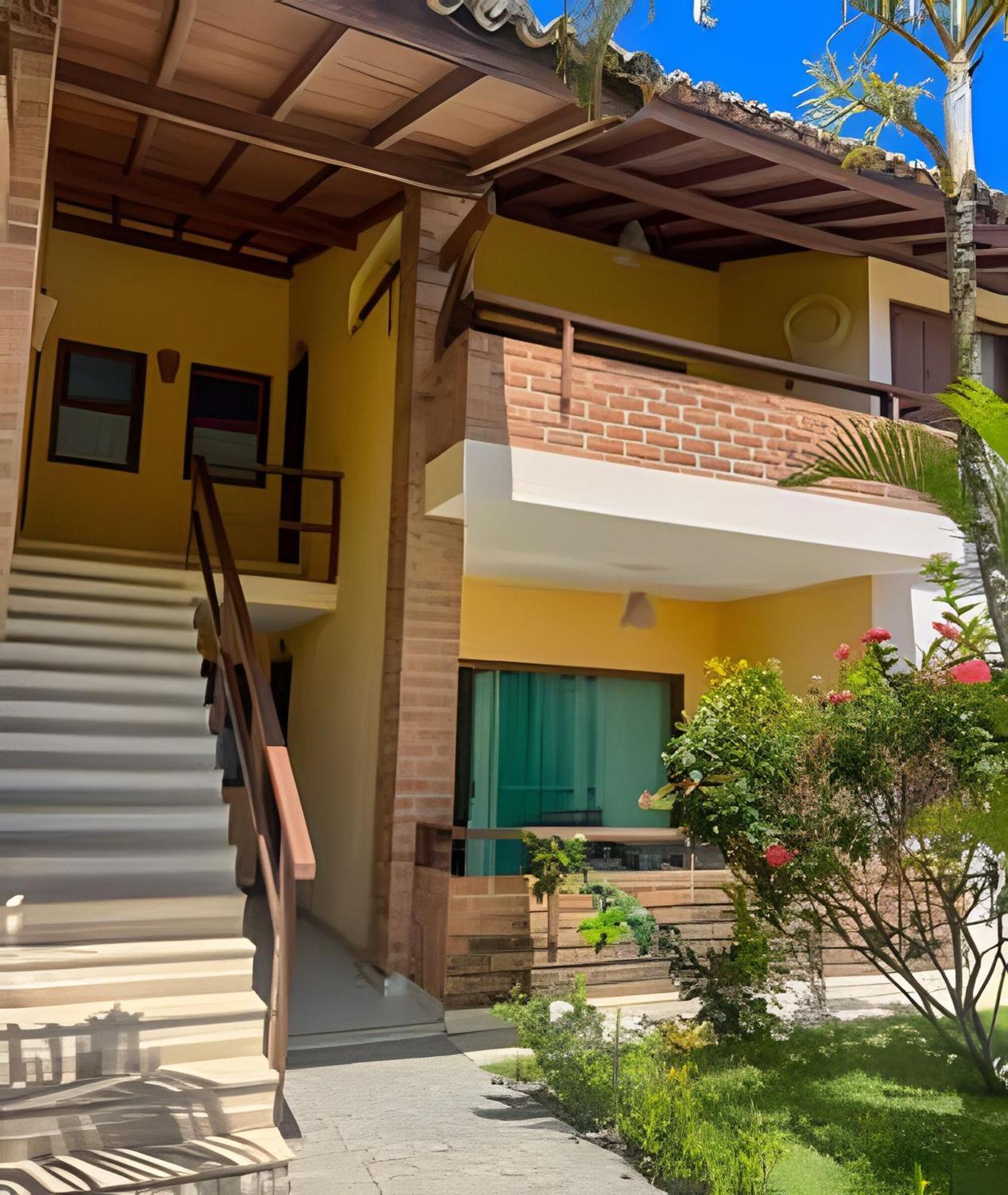 450m Da Taperapuan; 2 Suites; Piscina; Wifi 300 Mbs; 2 Pavimento; Churrasqueira; Estacionamento Gratuito 1 Carro. Holiday home