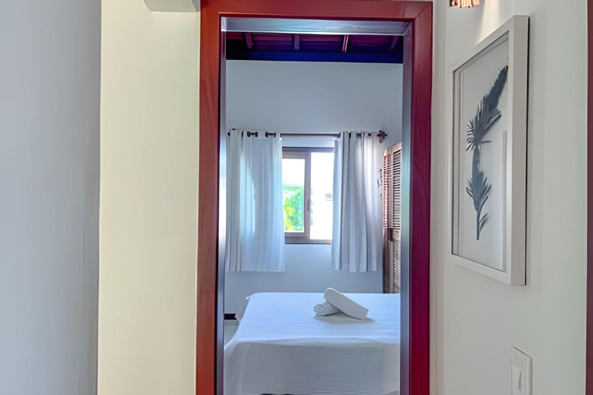 Holiday home 450m Da Taperapuan; 2 Suites; Piscina; Wifi 300 Mbs; 2 Pavimento; Churrasqueira; Estacionamento Gratuito 1 Carro. Porto Seguro